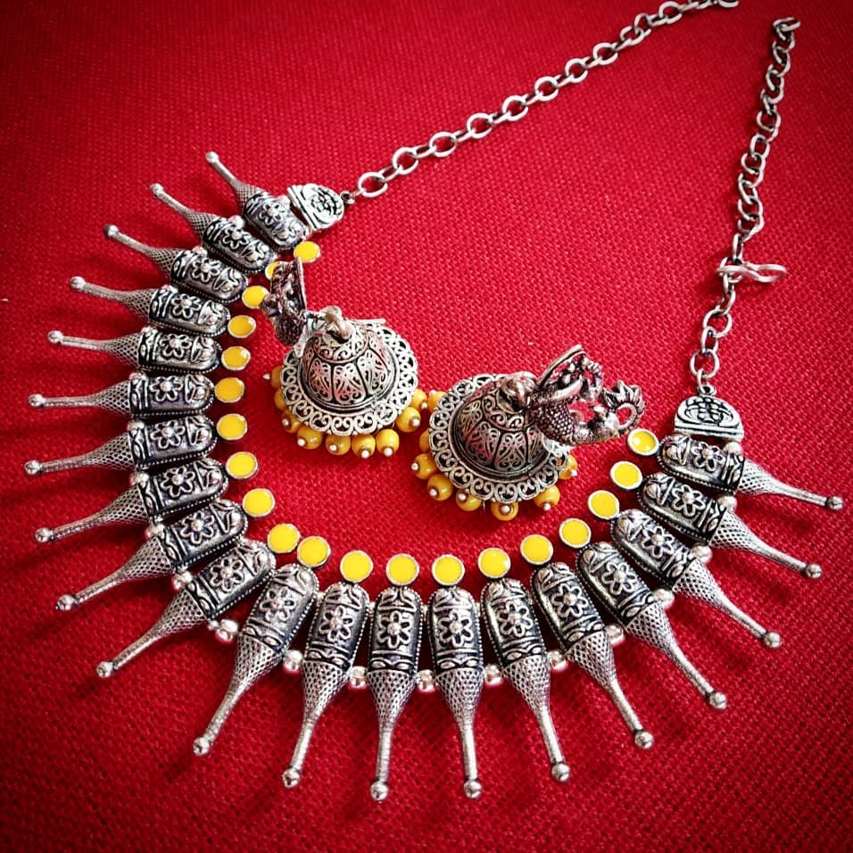 silver-necklace-designs-16