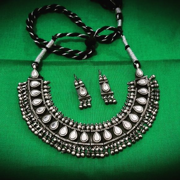 silver-necklace-designs-5