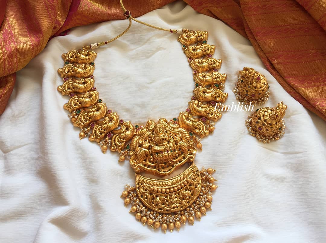 This Brand Has The Most Authentic Temple Necklace Collection • South India  Jewels
