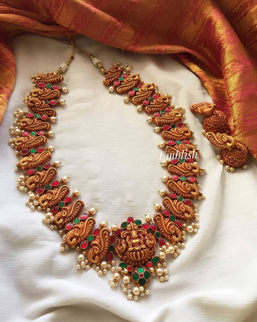 temple-necklace-designs-8