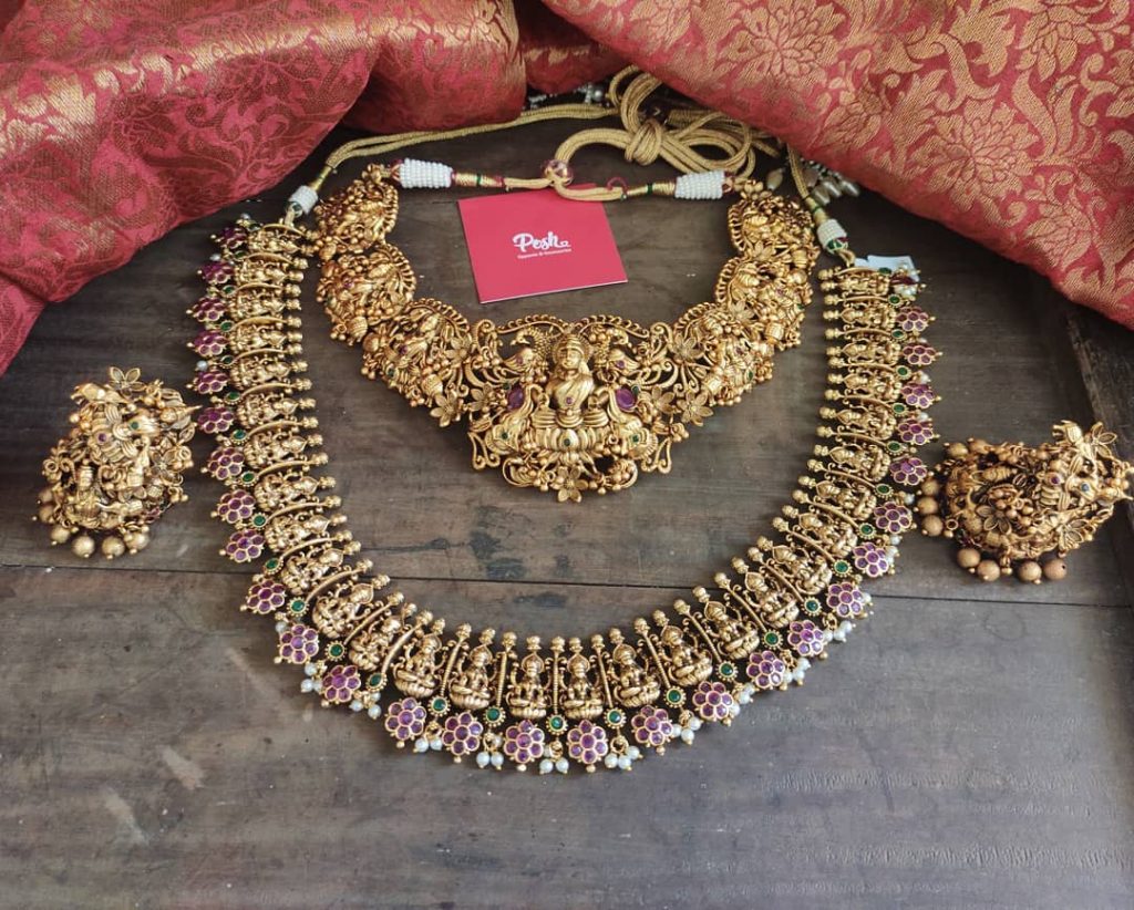 antique-southindian-necklace-designs-15