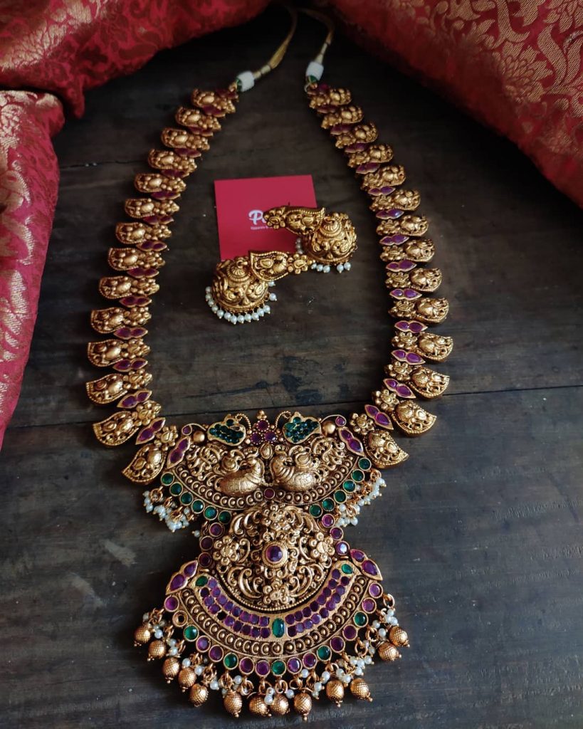 antique-southindian-necklace-designs-3