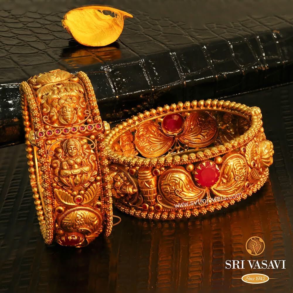 Find Classic Traditional Gold Antique Bangles Here South India