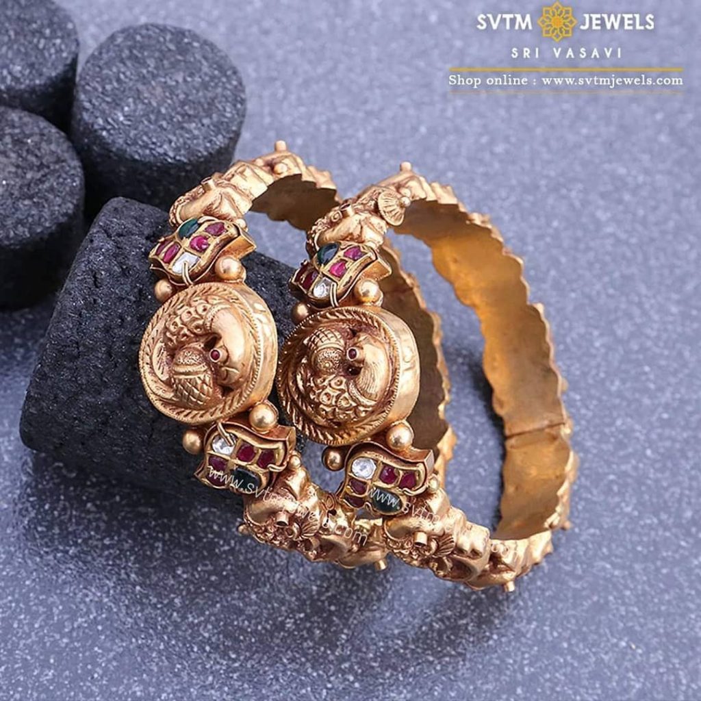 gold-antique-bangles-designs-8