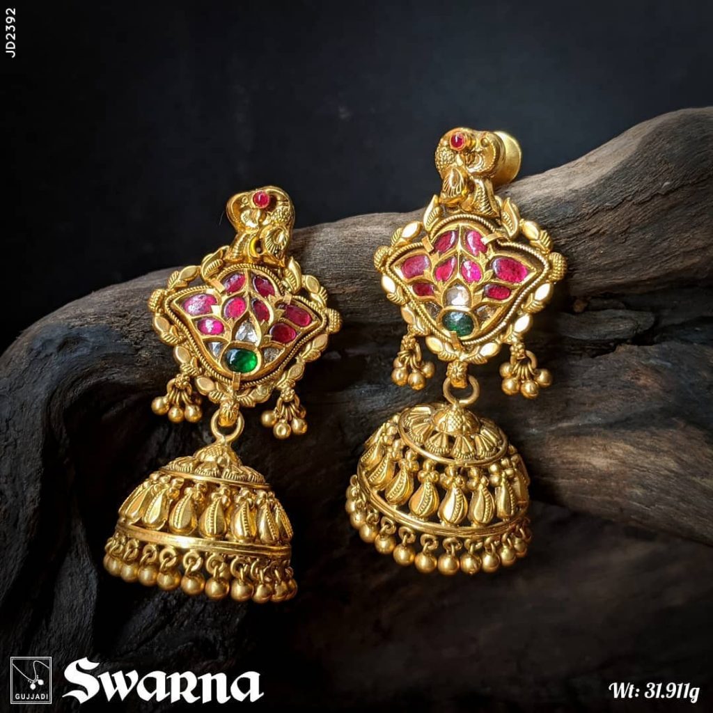 antique-gold-jhumka-designs-13
