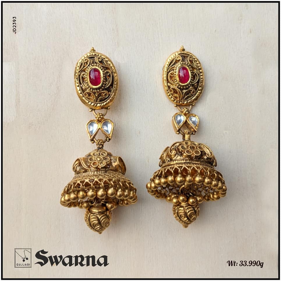 antique-gold-jhumka-designs-16