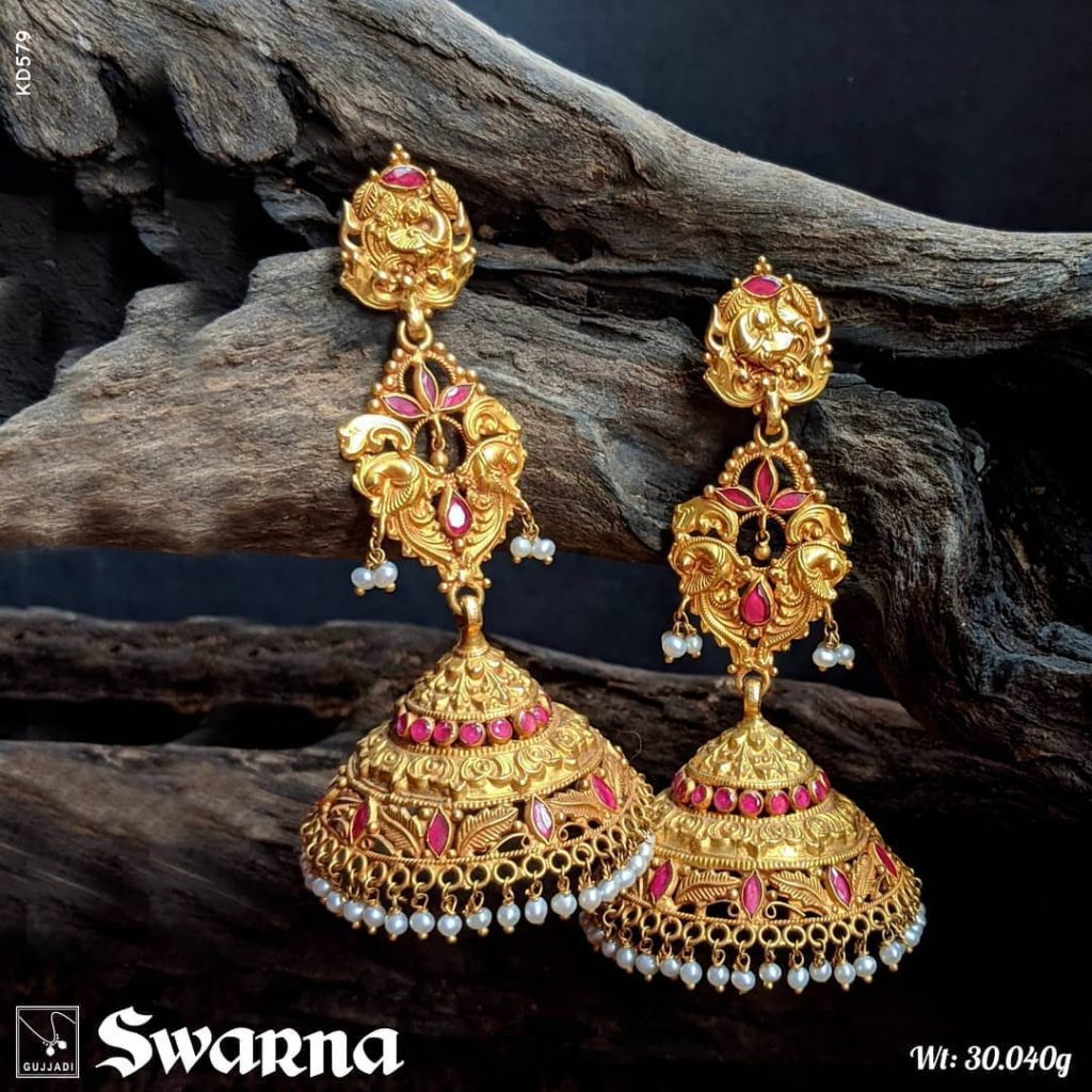 antique-gold-jhumka-designs-5