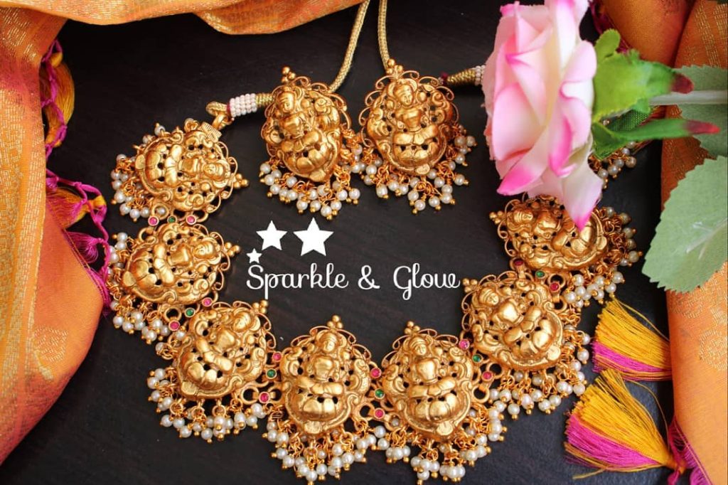 antique-lakshmi-necklace-designs