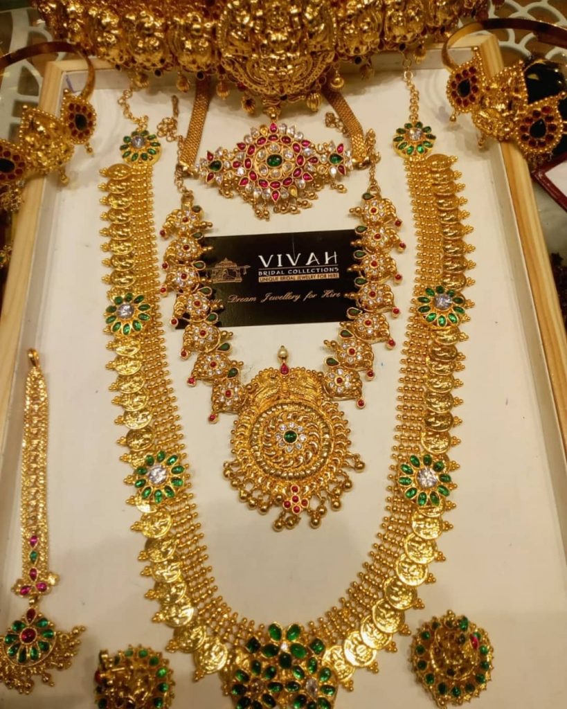 south-indian-bridal-jewellery-set-online-4