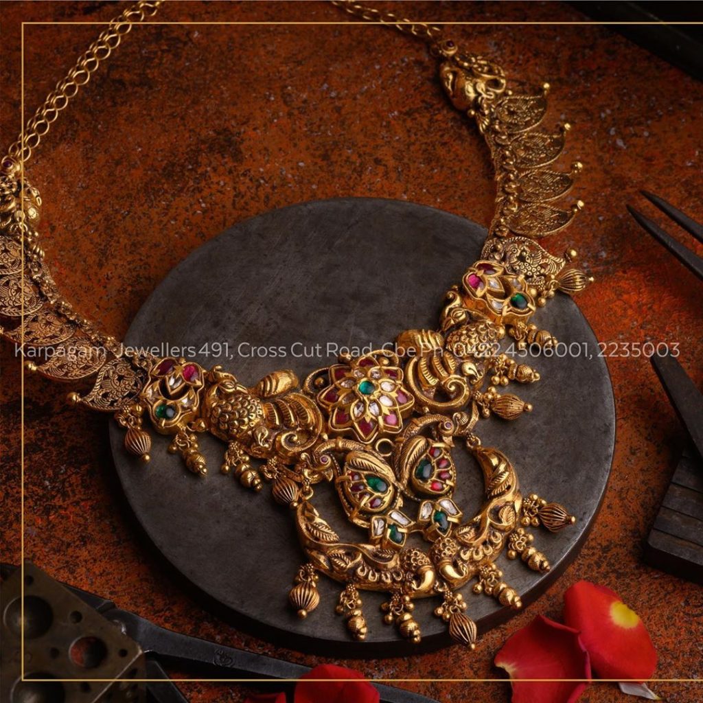 Antique gold jewellery hot sale designs catalogue