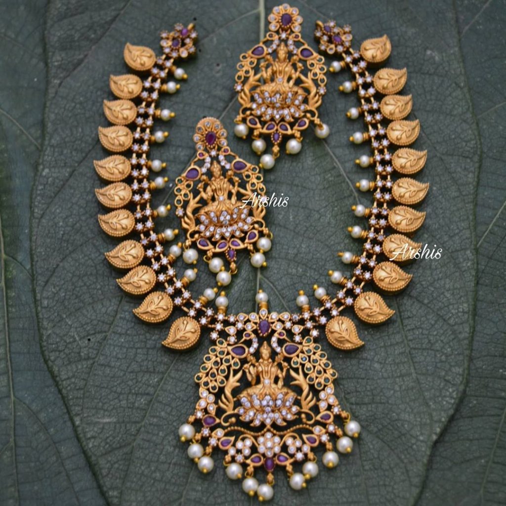traditional-necklace-designs-14