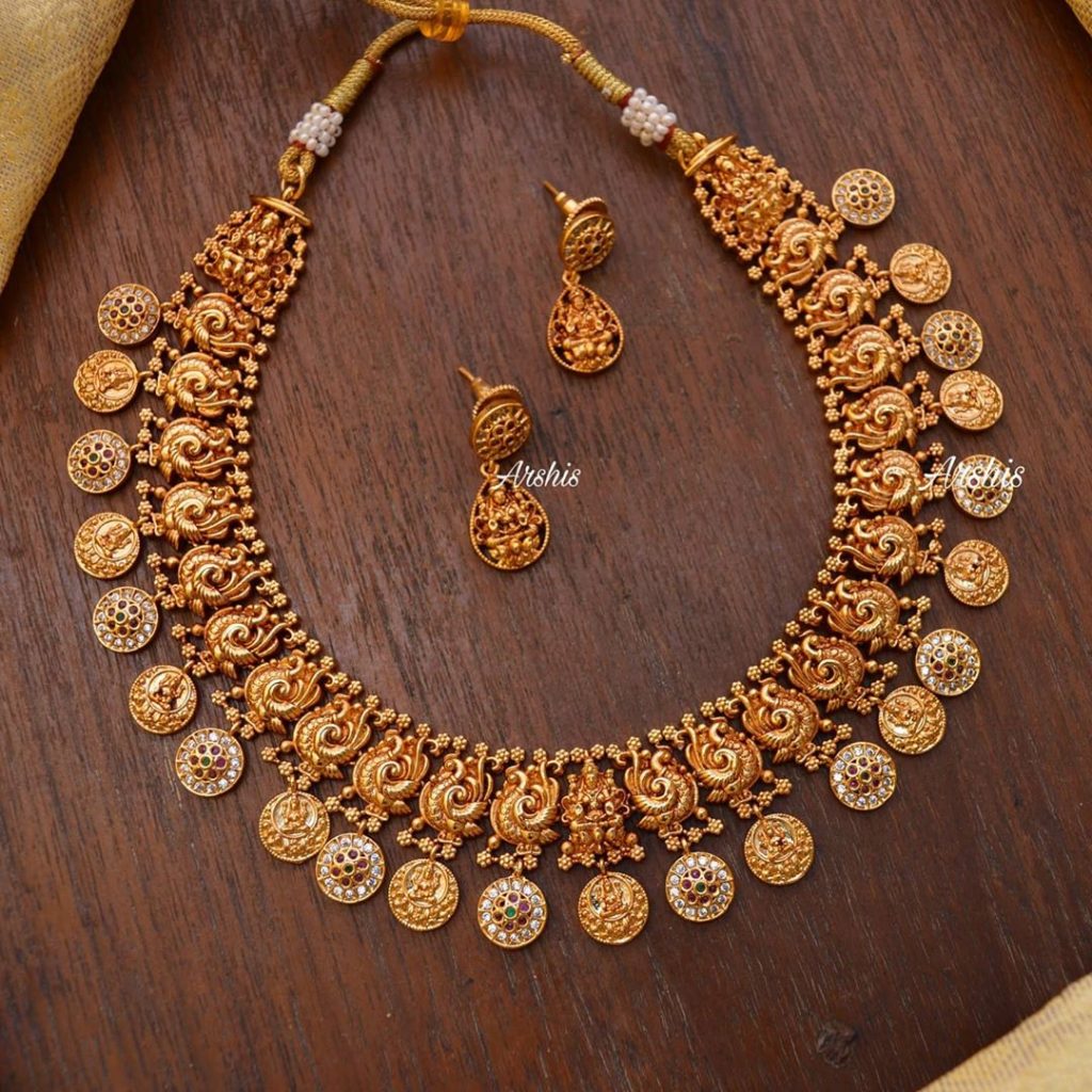 traditional-necklace-designs