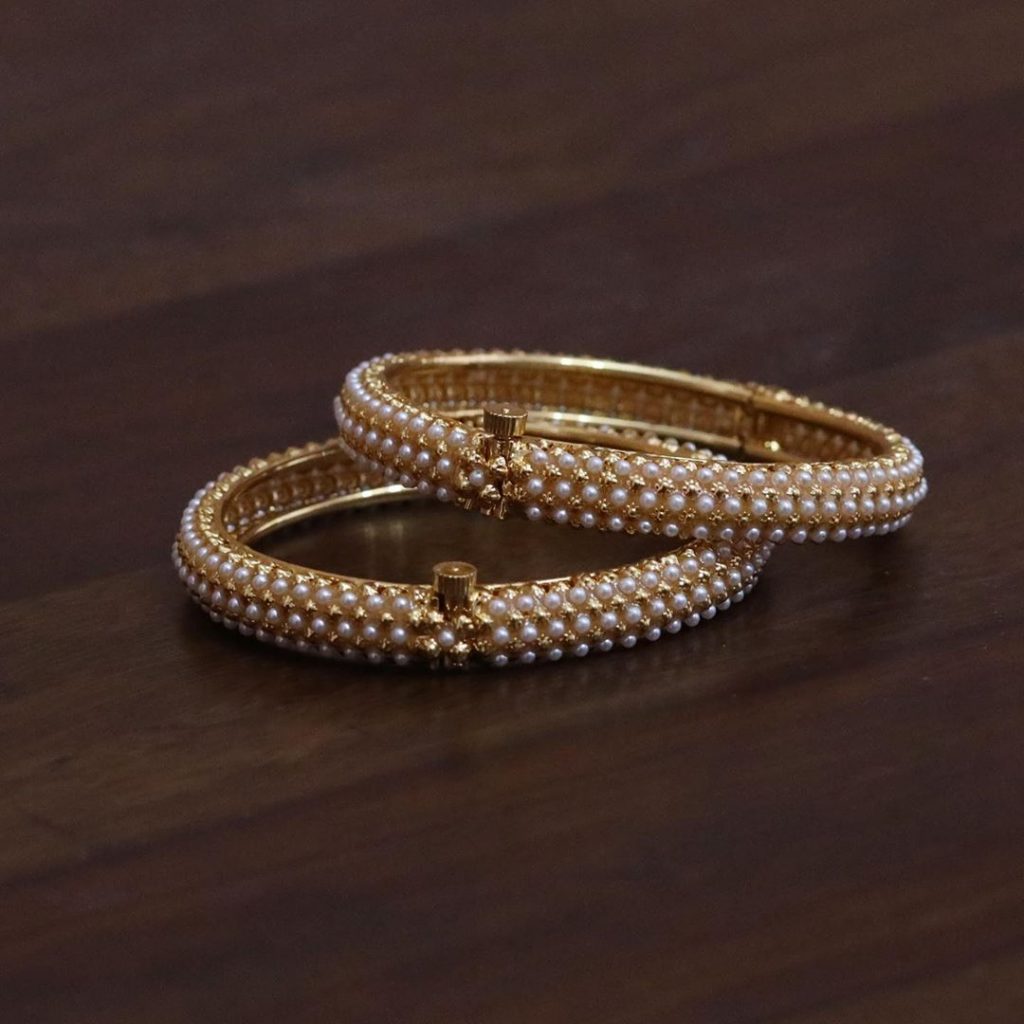 Antique Bangle Designs To Light Up Your Ethnic Wears!! • South India Jewels