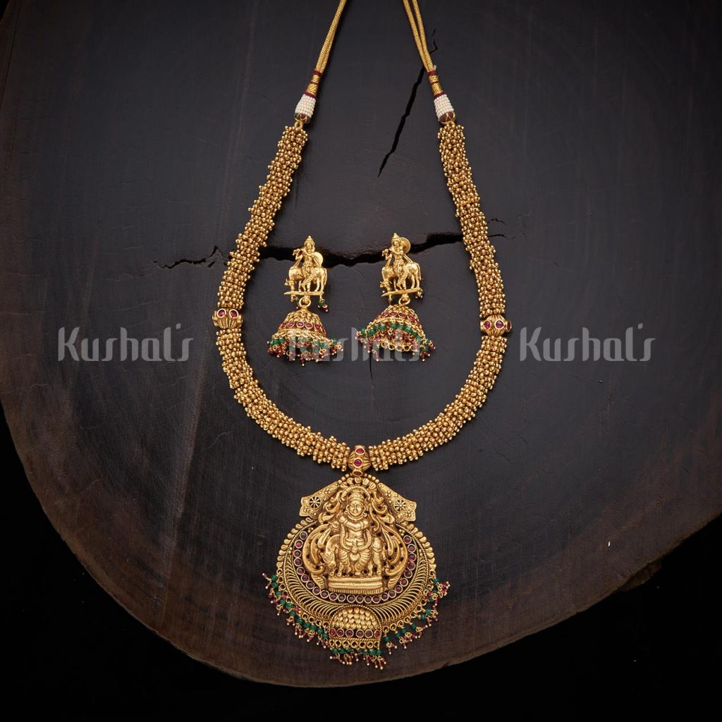 antique-necklace-set-for-saree-4