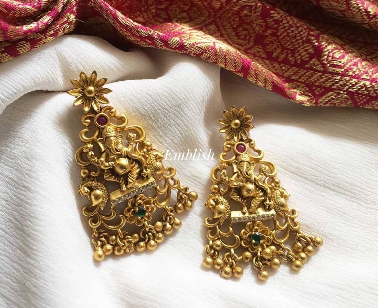 Iconic Earrings Designs To Pair Up With Ethnic Outfits!! • South India ...