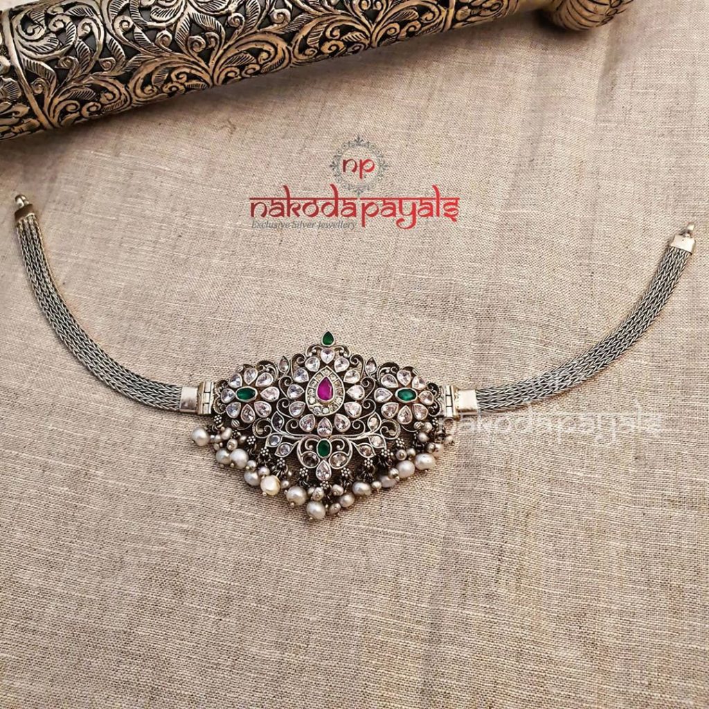 silver-necklace-for-saree-10