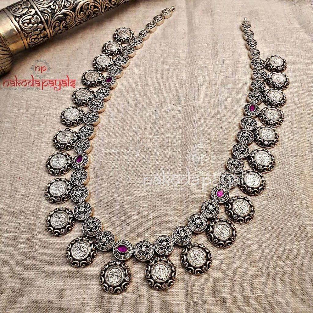 silver-necklace-for-saree-11