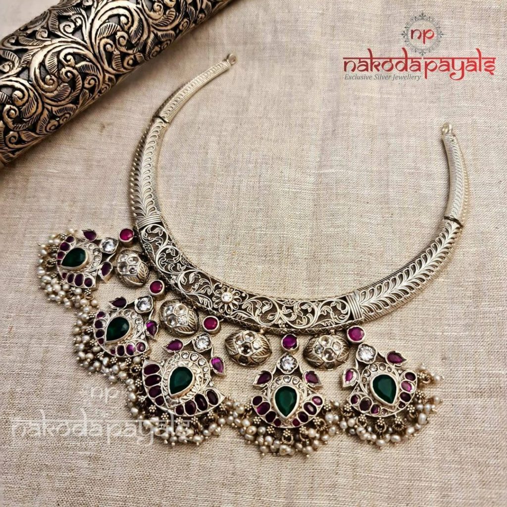 silver-necklace-for-saree-14