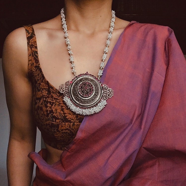 silver-necklace-for-saree-6