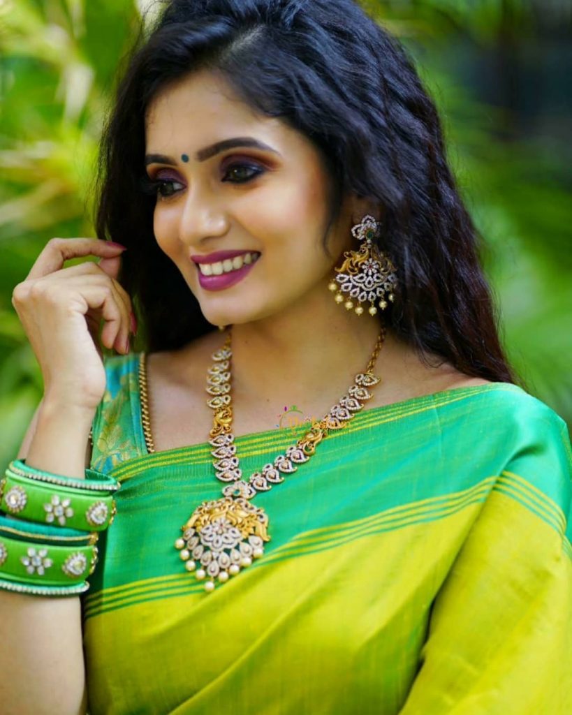 traditional-necklace-for-saree-9