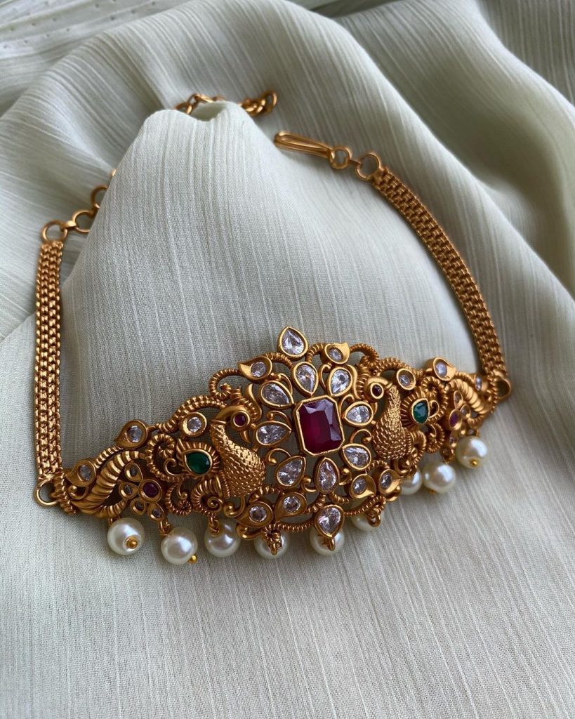 antique-choker-necklace-jewellery