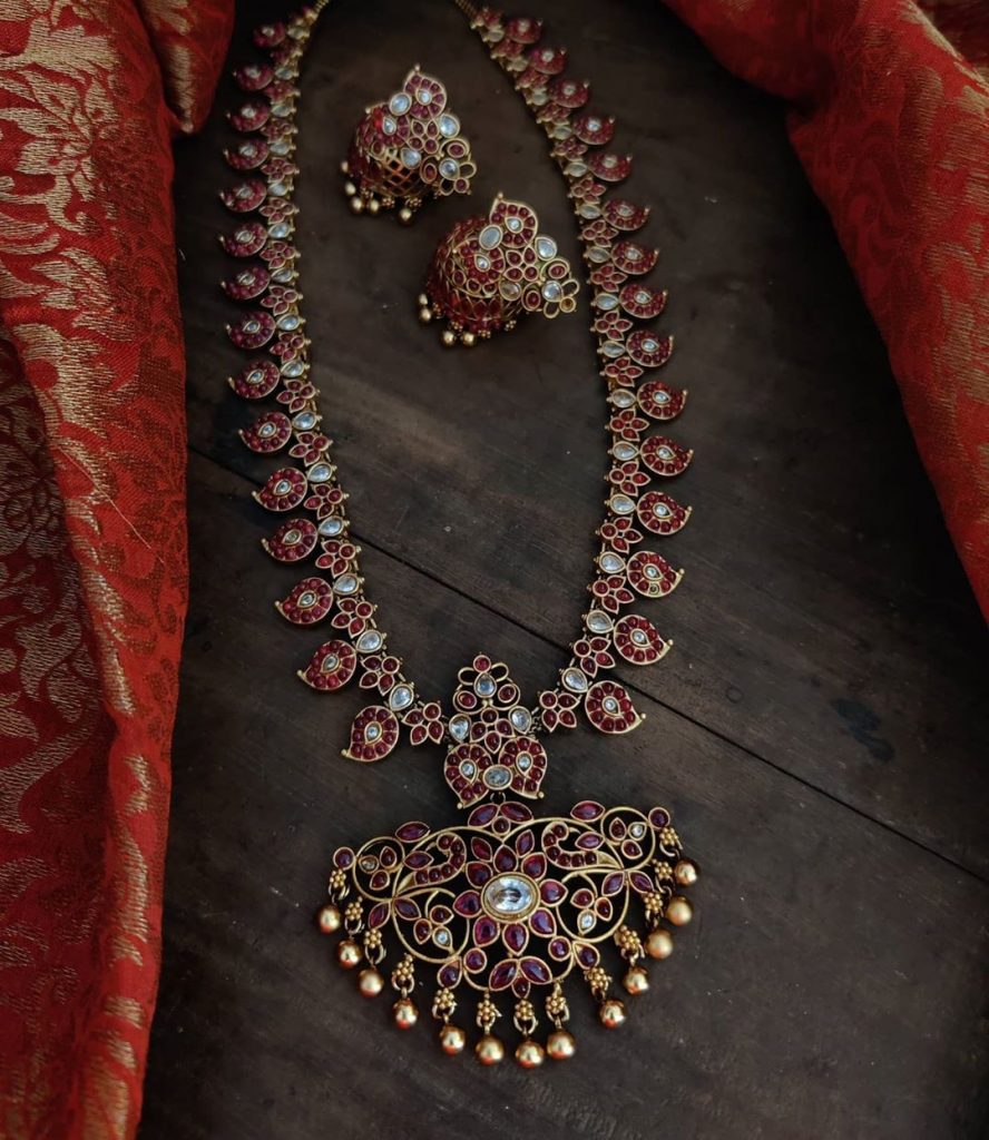 antique-jewellery-set-for-wedding-11