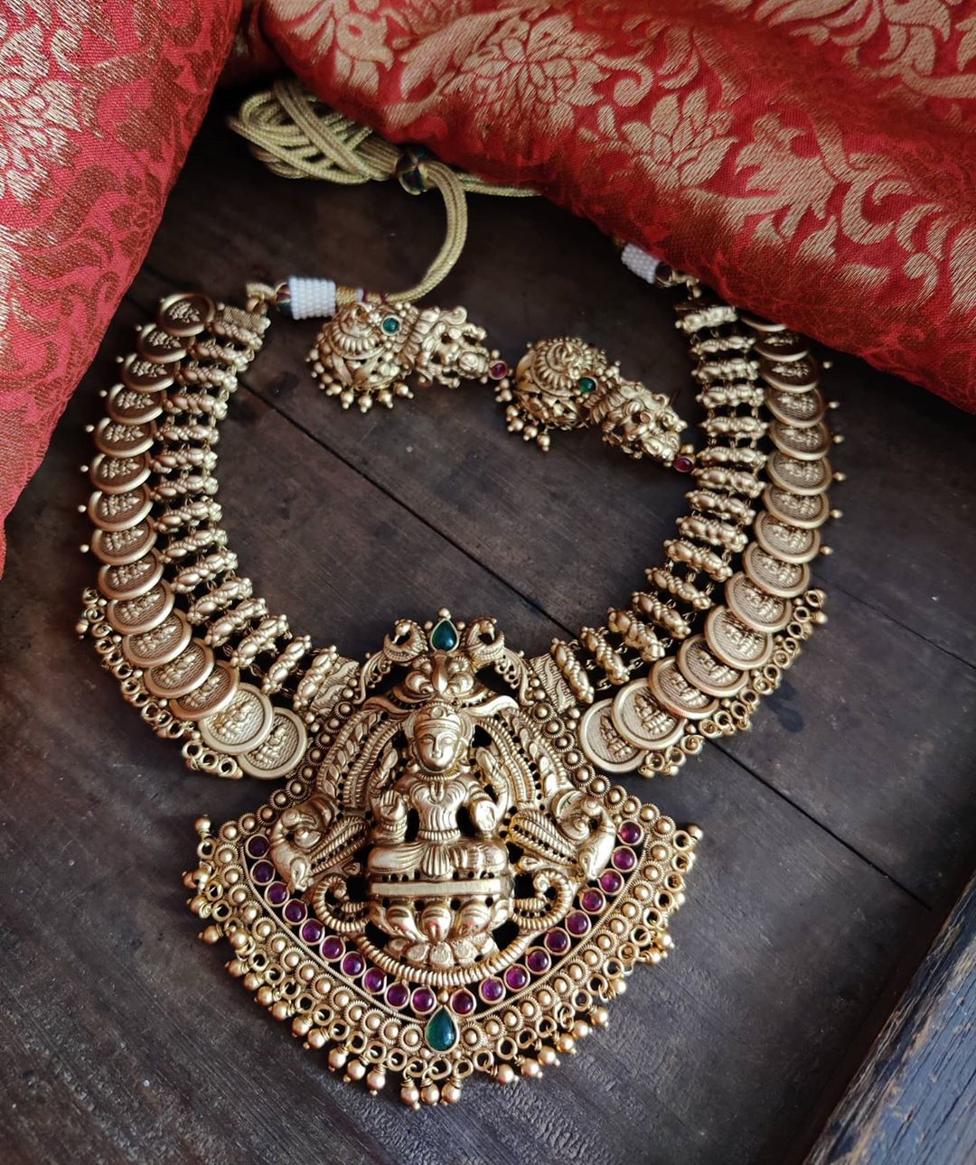 All The Exotic Antique Jewellery Designs Are Here! • South India Jewels