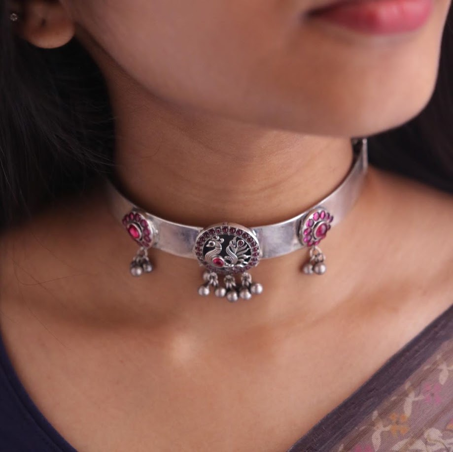 choker-necklace-for-saree-online-13