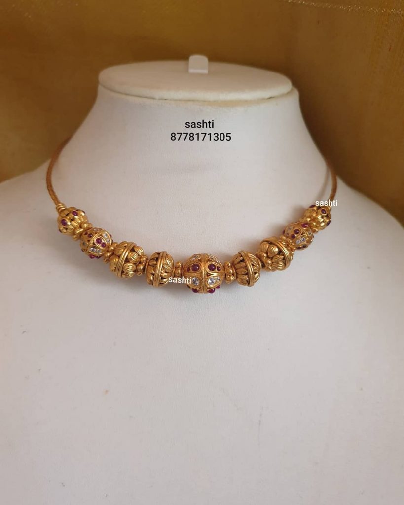 antique-necklace-set