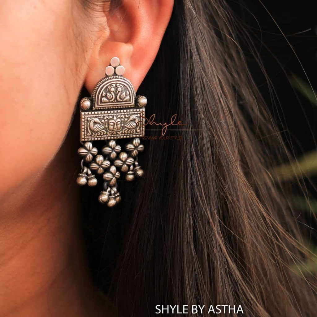 silver-jhumka-earrings-design-13