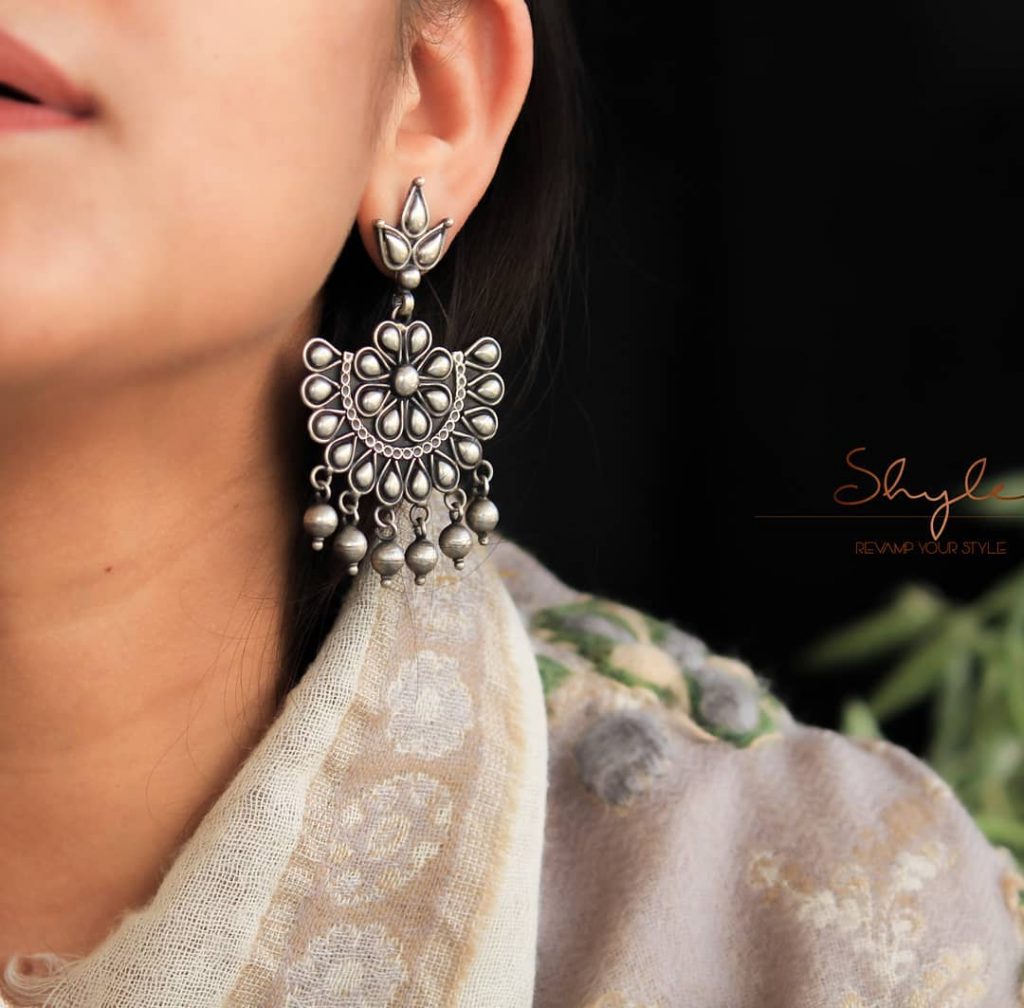 silver-jhumka-earrings-design-3