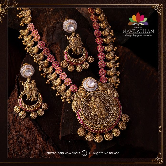 Don't Miss These Royal Looking Necklace Designs!! • South India Jewels