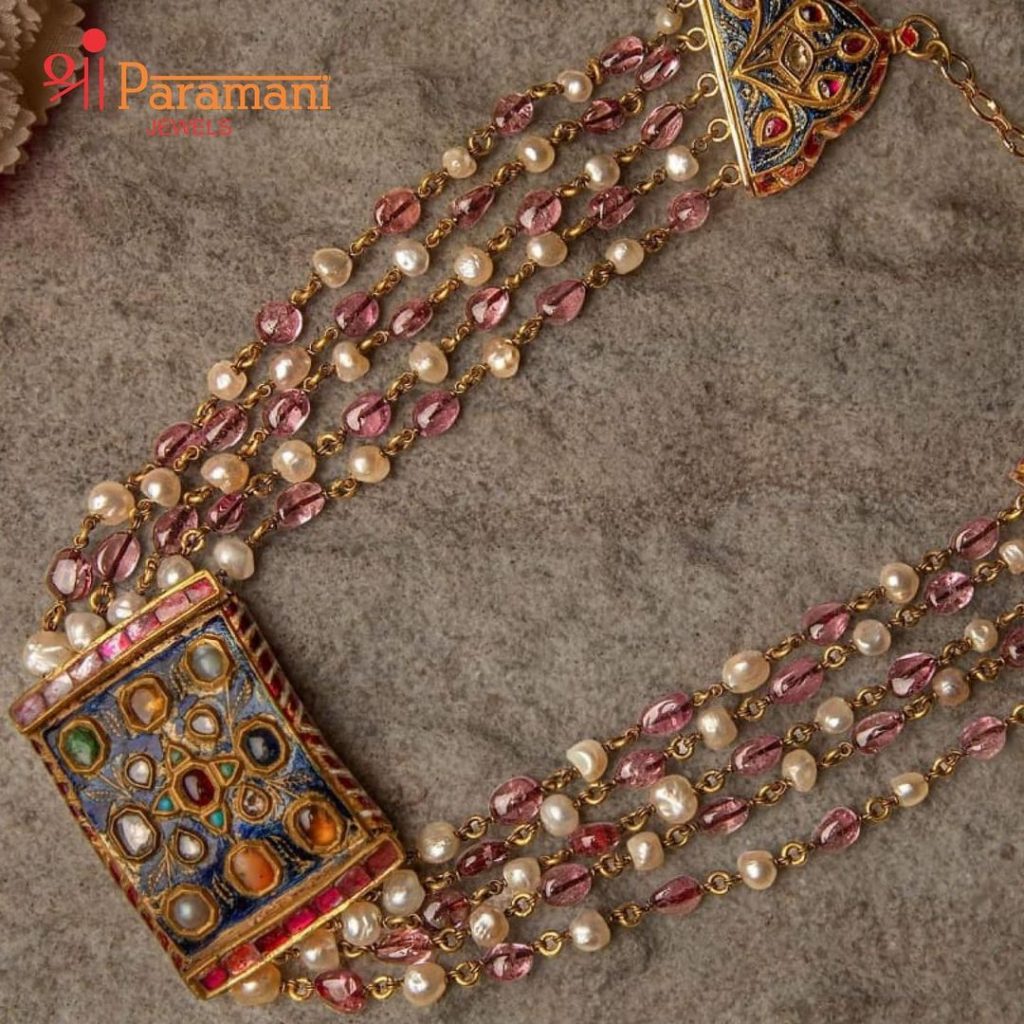 designer-necklace-set-online-13