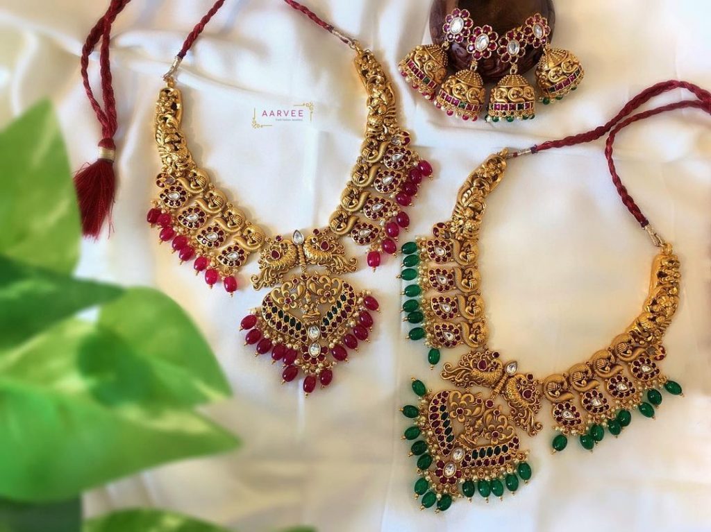 Types Of Neckpieces