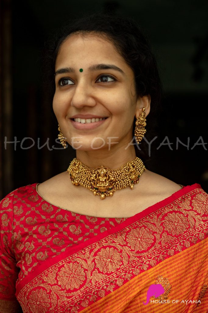 What kind of jewellery to wear with the silk saree - Totaram & Sons