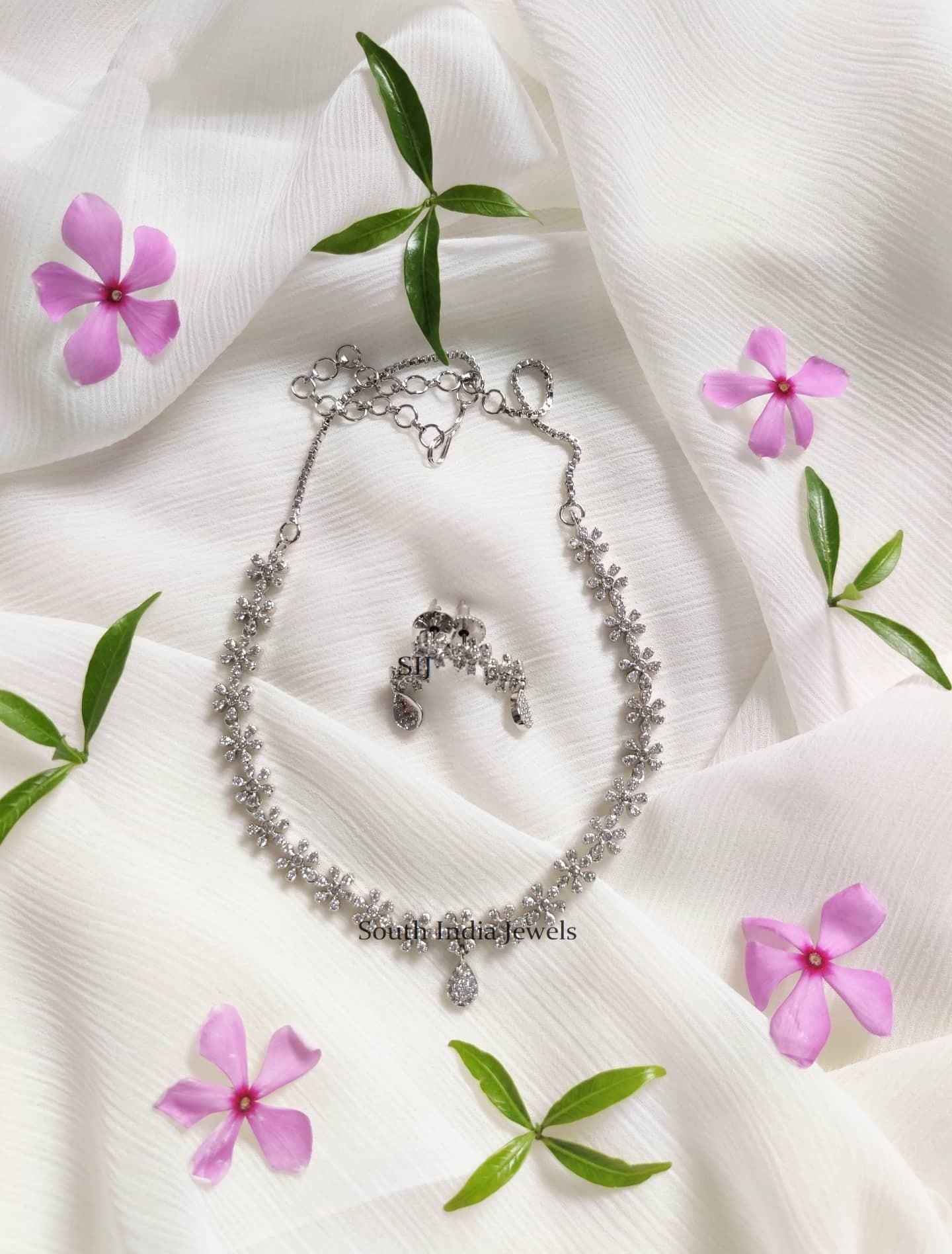 Stylish White Stone Necklace Designs