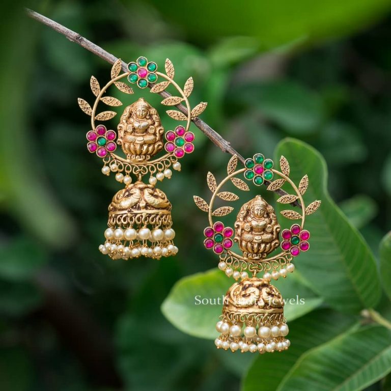 Lakshmi deals ear studs