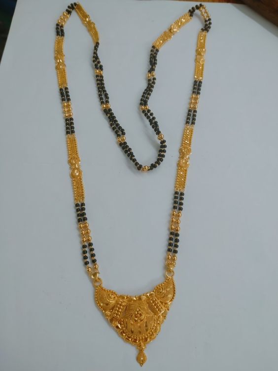 Gold Hindu Mangalsutra Designs