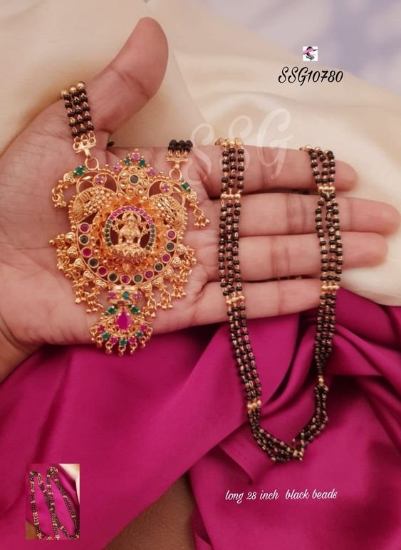 mangalsutras with lakshmi pendant designs