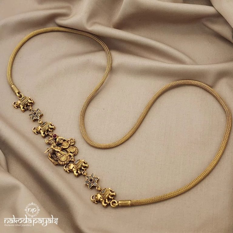 Radha Krishna Mugappu Chain From 'Nakoda Payals'