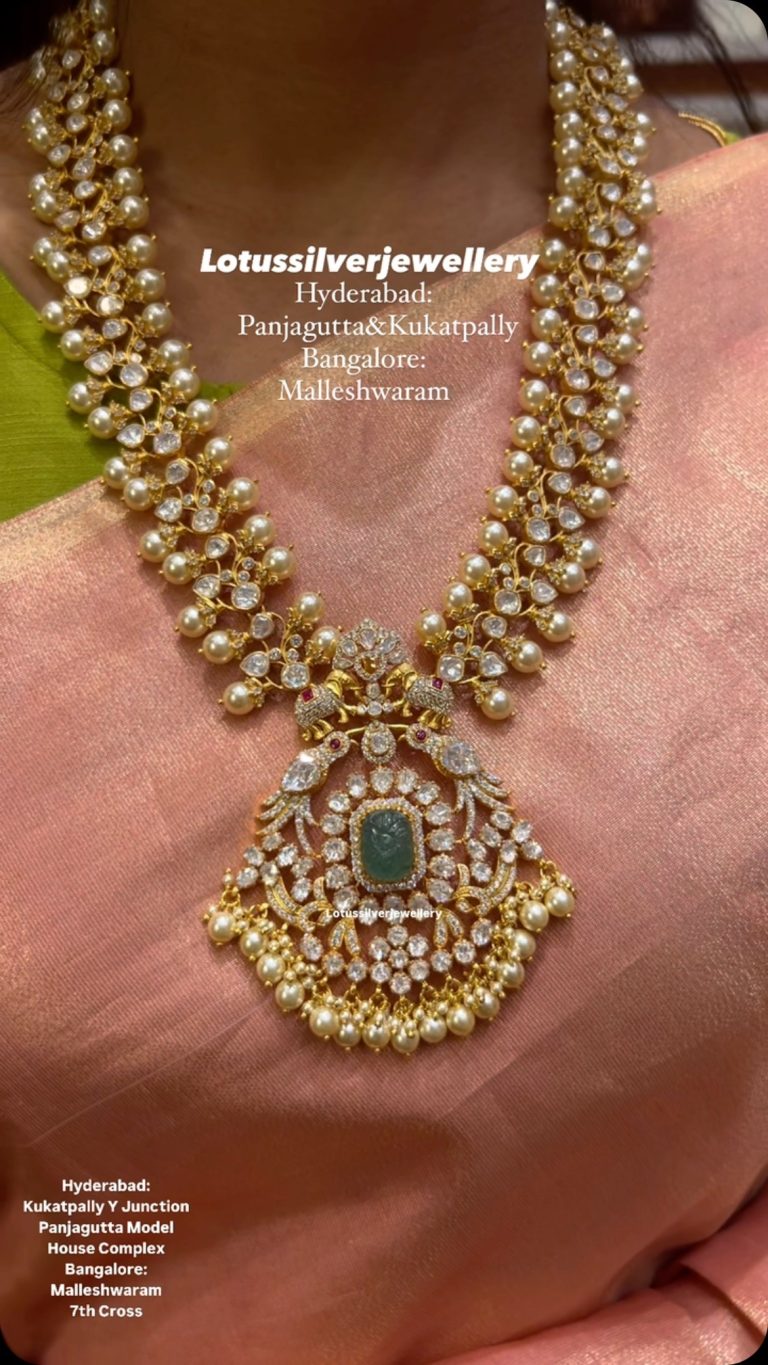 Long Necklace With Pearl And White Stones From 'Antique Lotus'