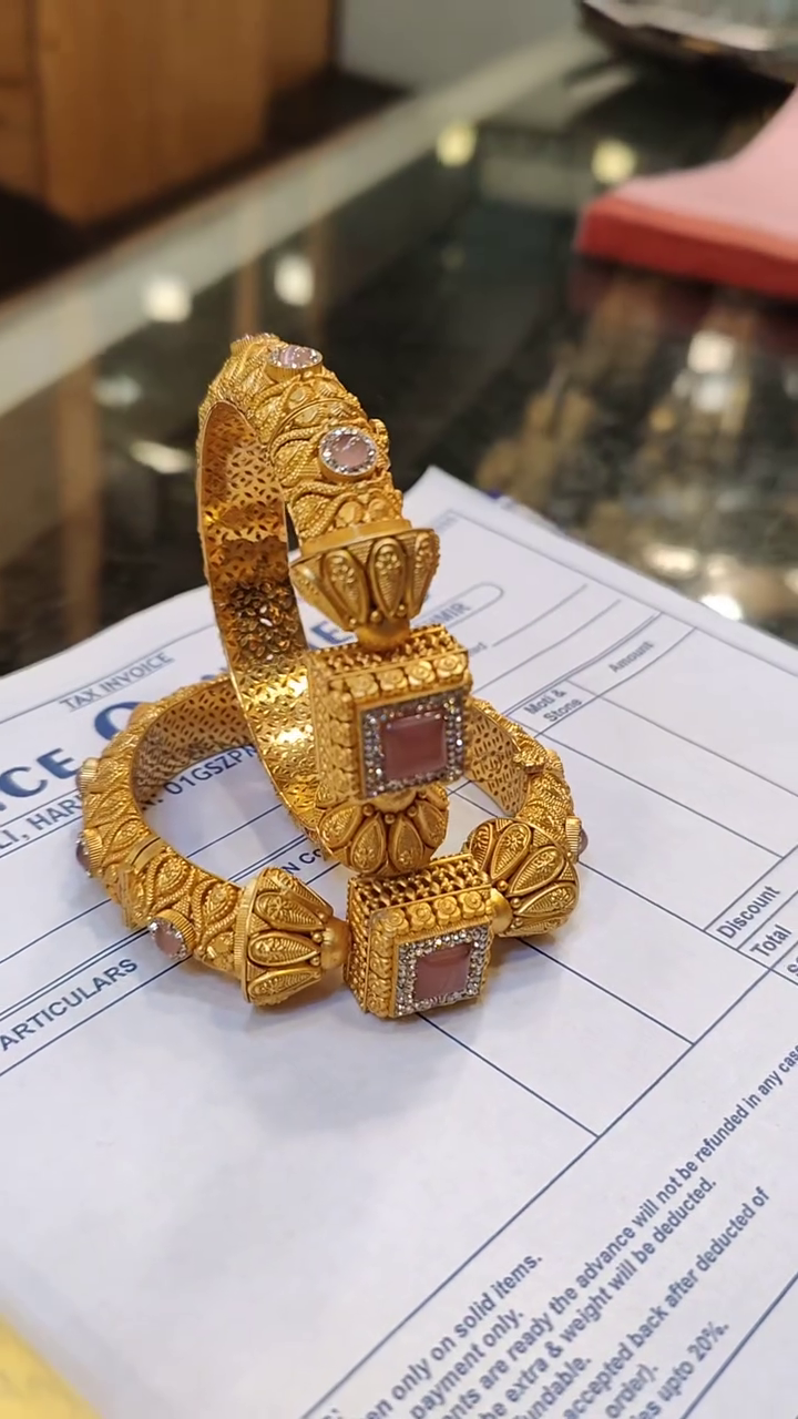Beautiful Gold Kada Bangles From 'Price Ornaments'