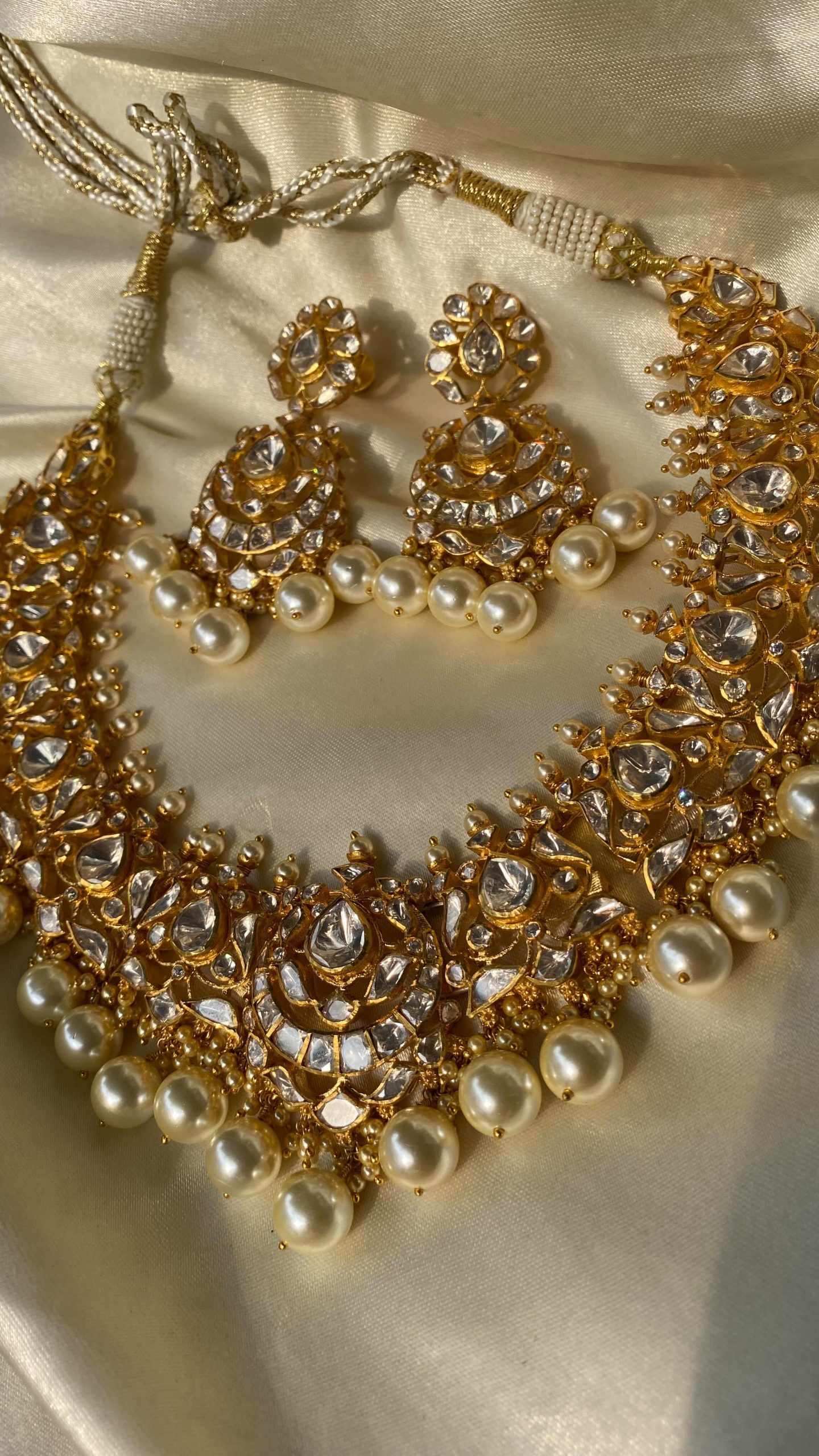  Polki Stones Necklace With Pearl Hanging From 'Jewellss By Sukritii'