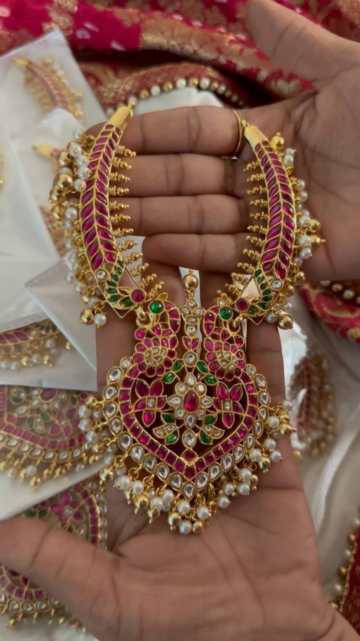 Imitation Kundan Jadau Hasli Necklace From 'Emblish Coimbatore'