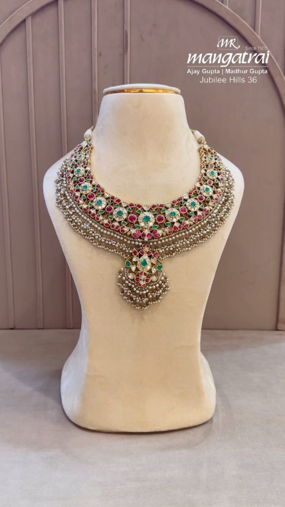 Kundan Jadau Gold Necklace From 'Mangatrai Jewels'