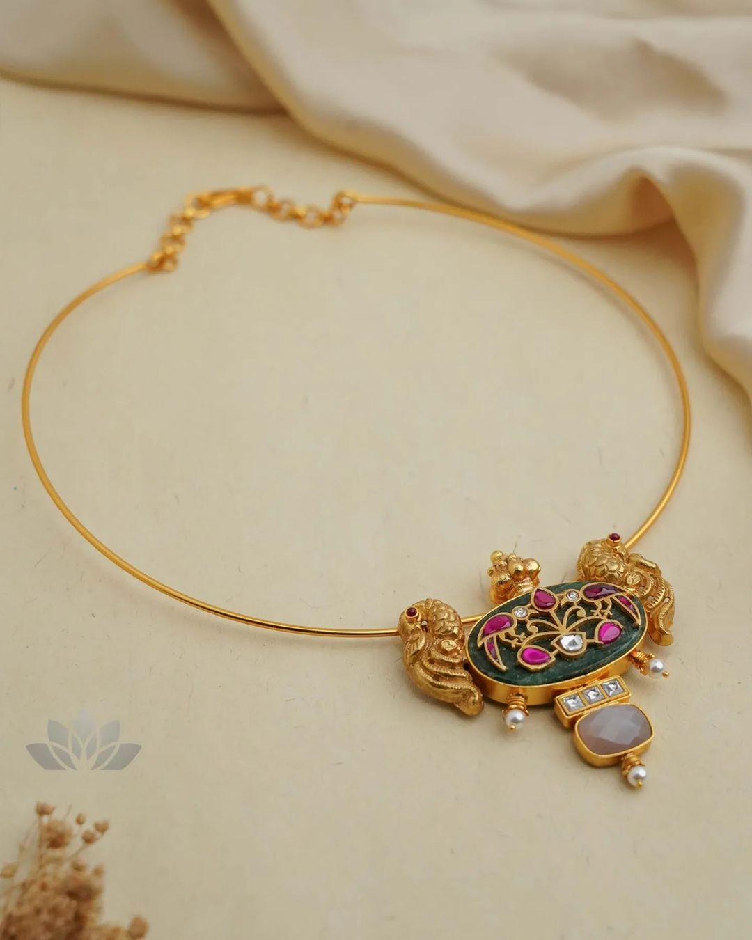 Gold Plated Kundan Hasli Necklace From 'Prade Jewels'