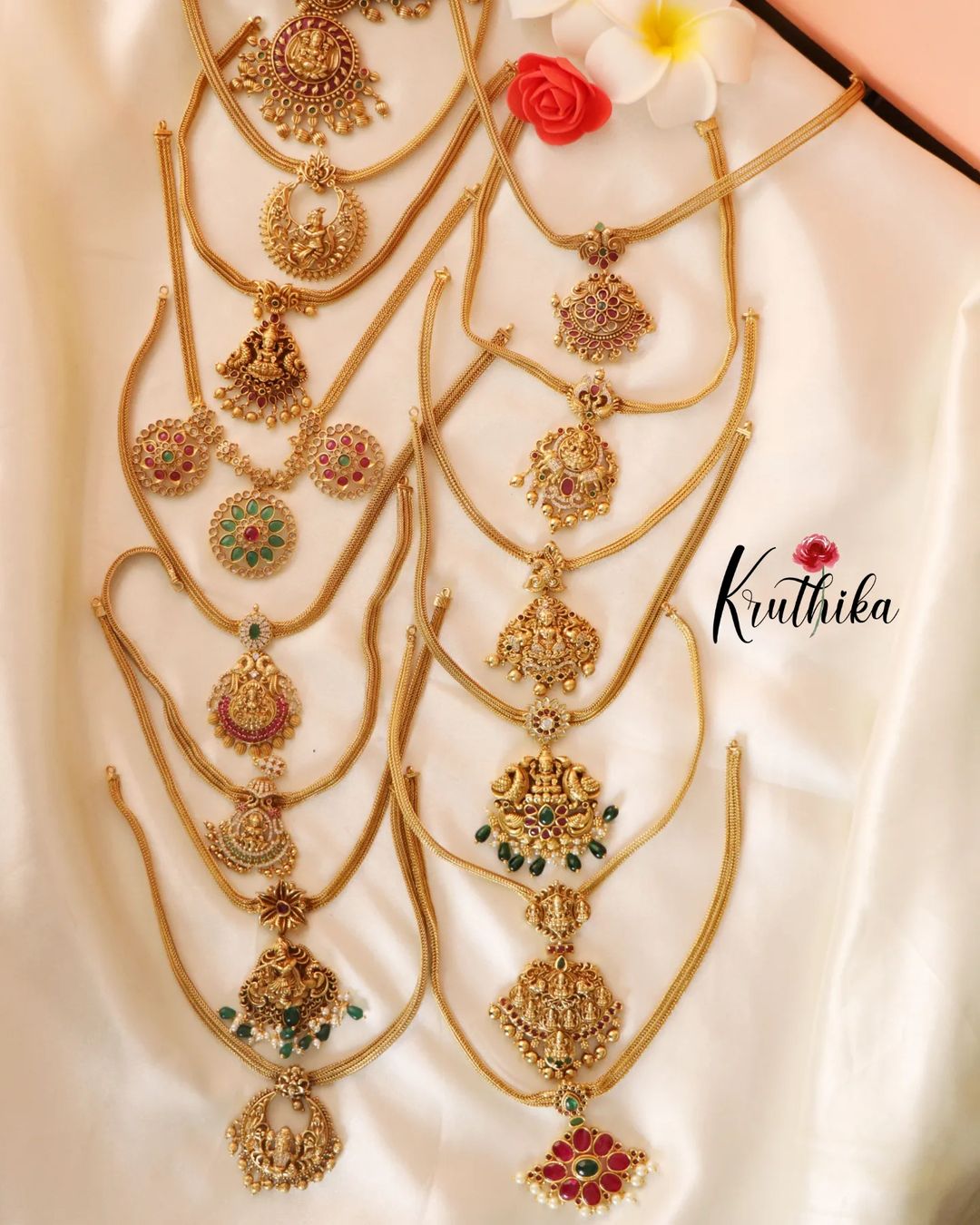 Simple Pendant with Chain Sets From 'Kruthika Jewellery'