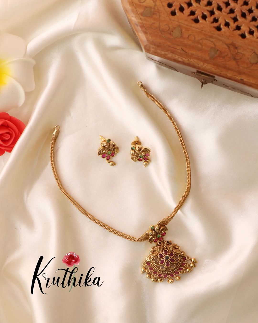 Simple Pendant with Chain Sets From 'Kruthika Jewellery'