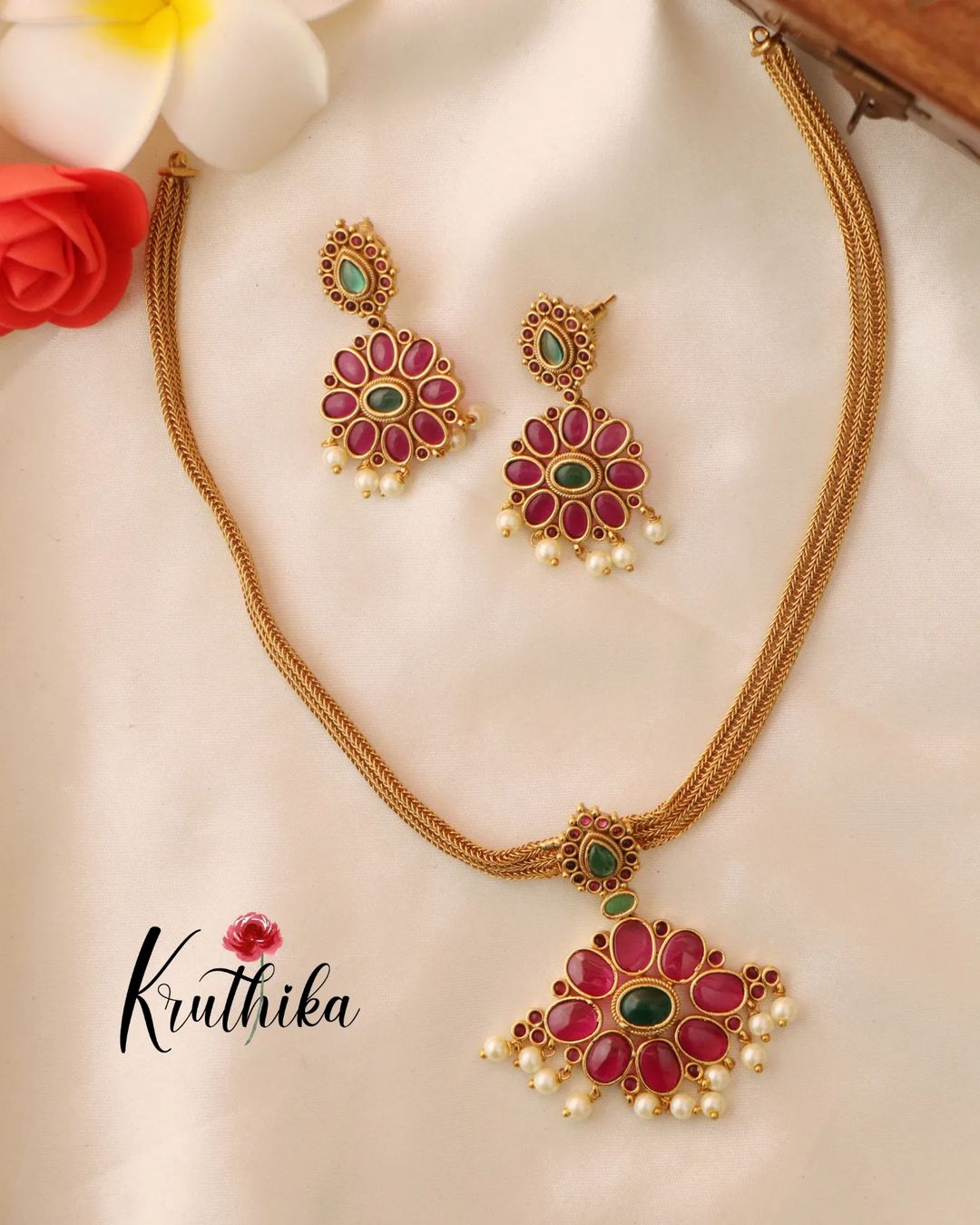 Simple Pendant with Chain Sets From 'Kruthika Jewellery'