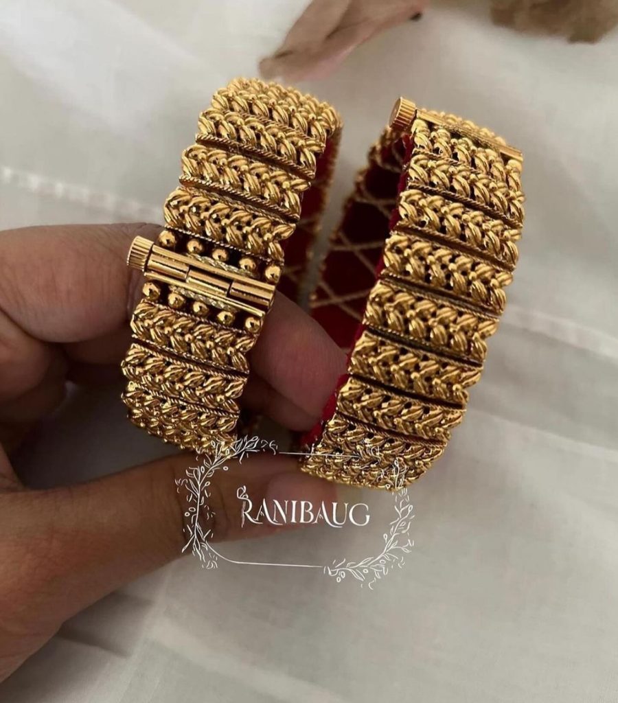 Beautiful Imitation Leaf Design Kada Bangles From 'Ranibaug'